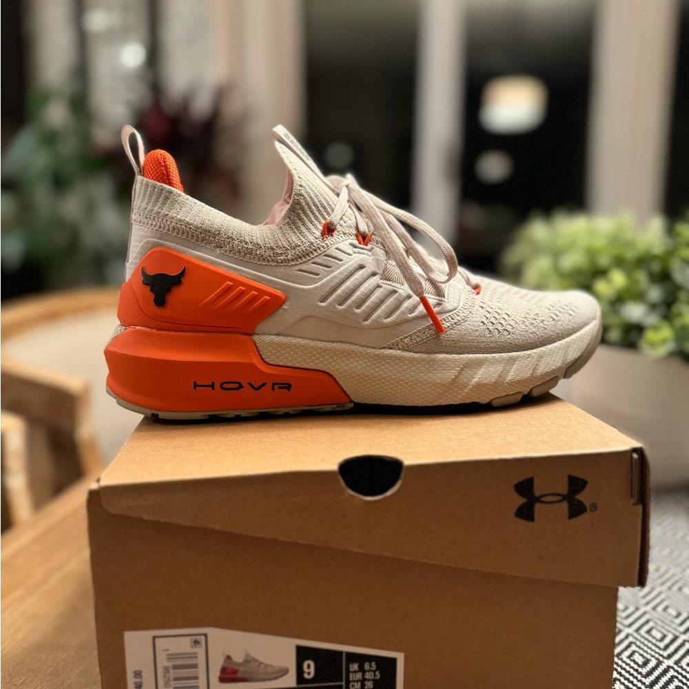 Brand new Under Armour woman’s HOVR running shoes